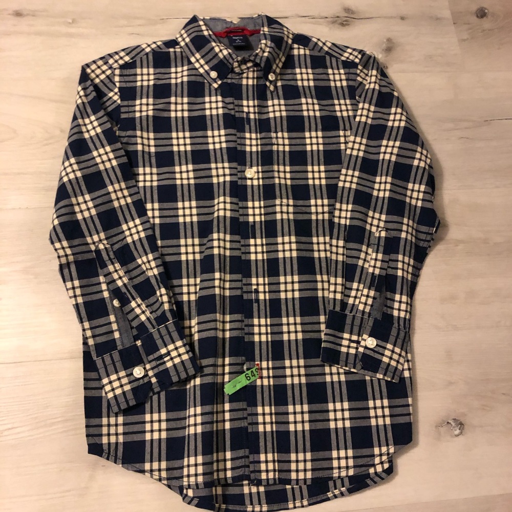 Gap Boy Button down long sleeve shirt like new